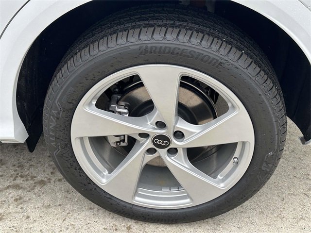 New 2025 Audi Q5 Premium Plus image 4