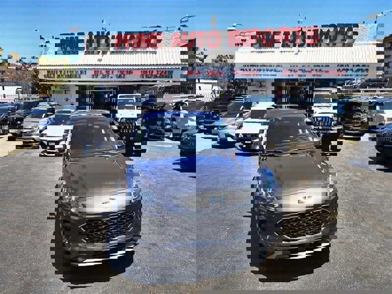 Used 2020 Ford Escape SE image 10