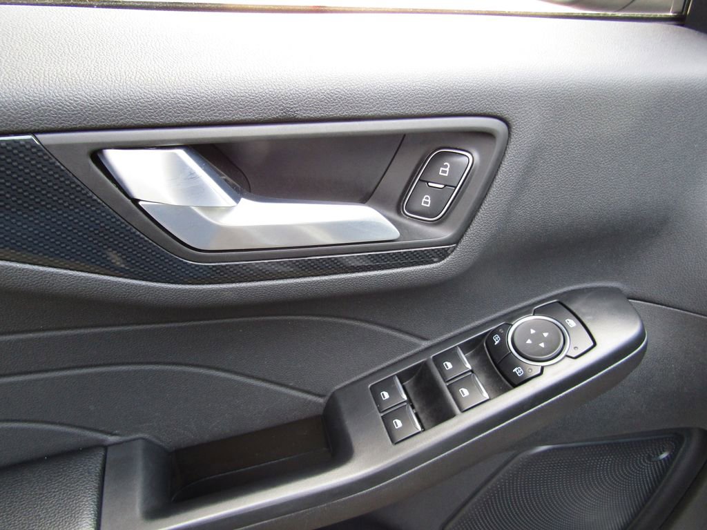 Used 2024 Ford Escape ST-Line image 22