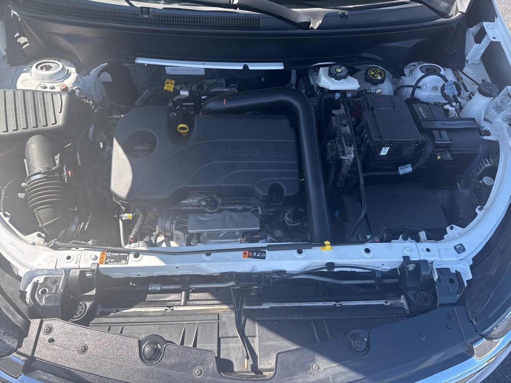 Used 2024 Chevrolet Equinox LT FWD image 30