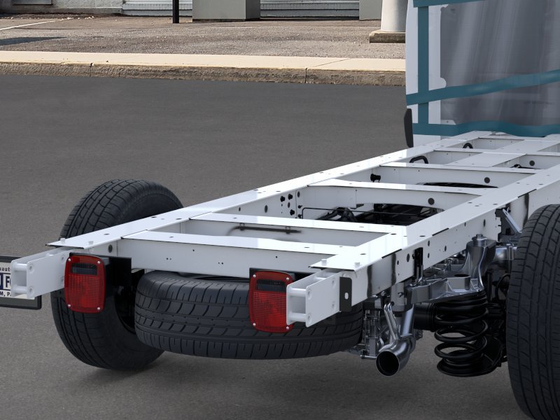 New 2025 Ford E-Transit RWD image 21