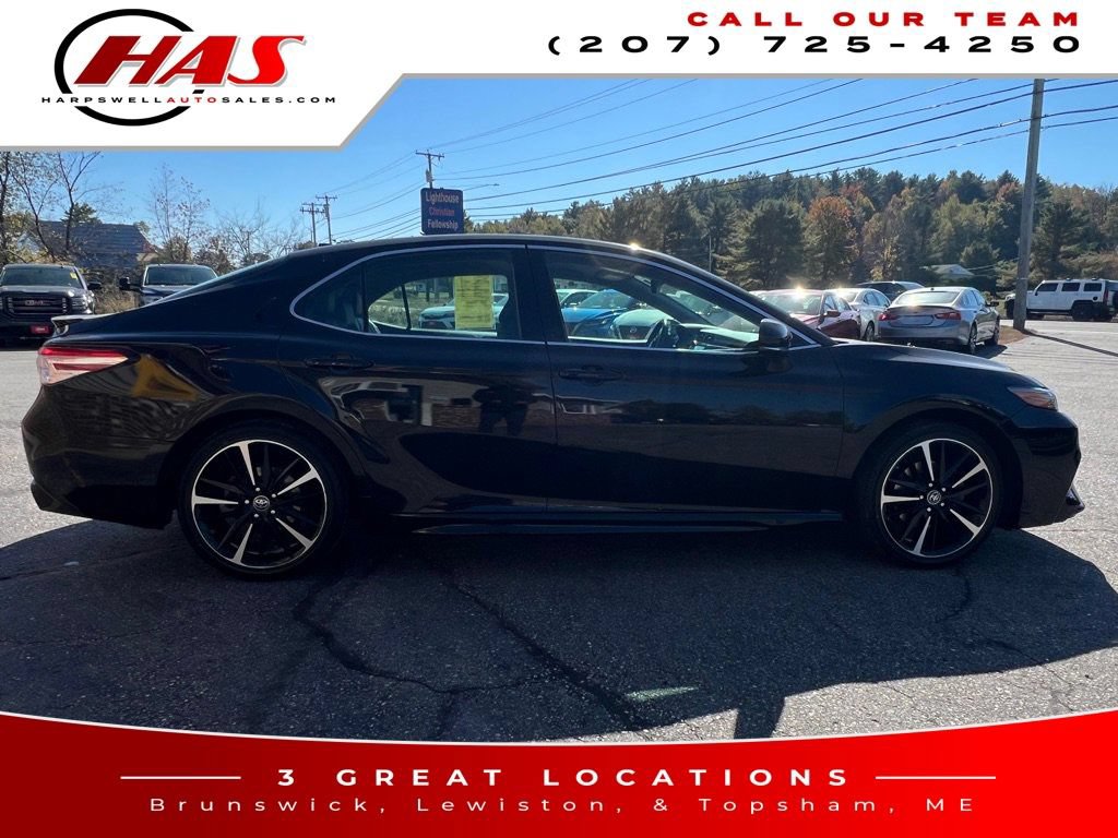 Used 2019 Toyota Camry XSE FWD image 7