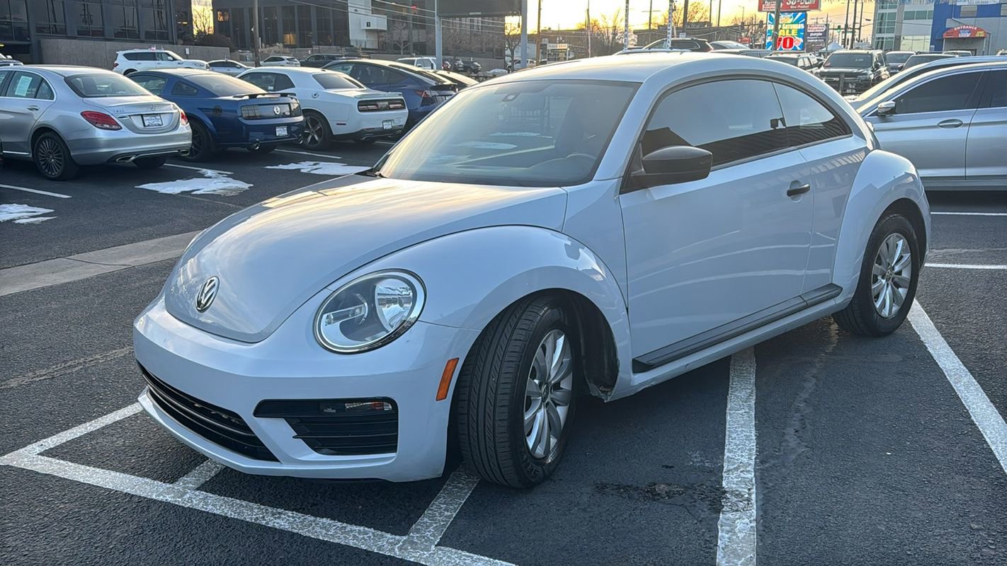 Used 2017 Volkswagen Beetle 1.8T S image 7
