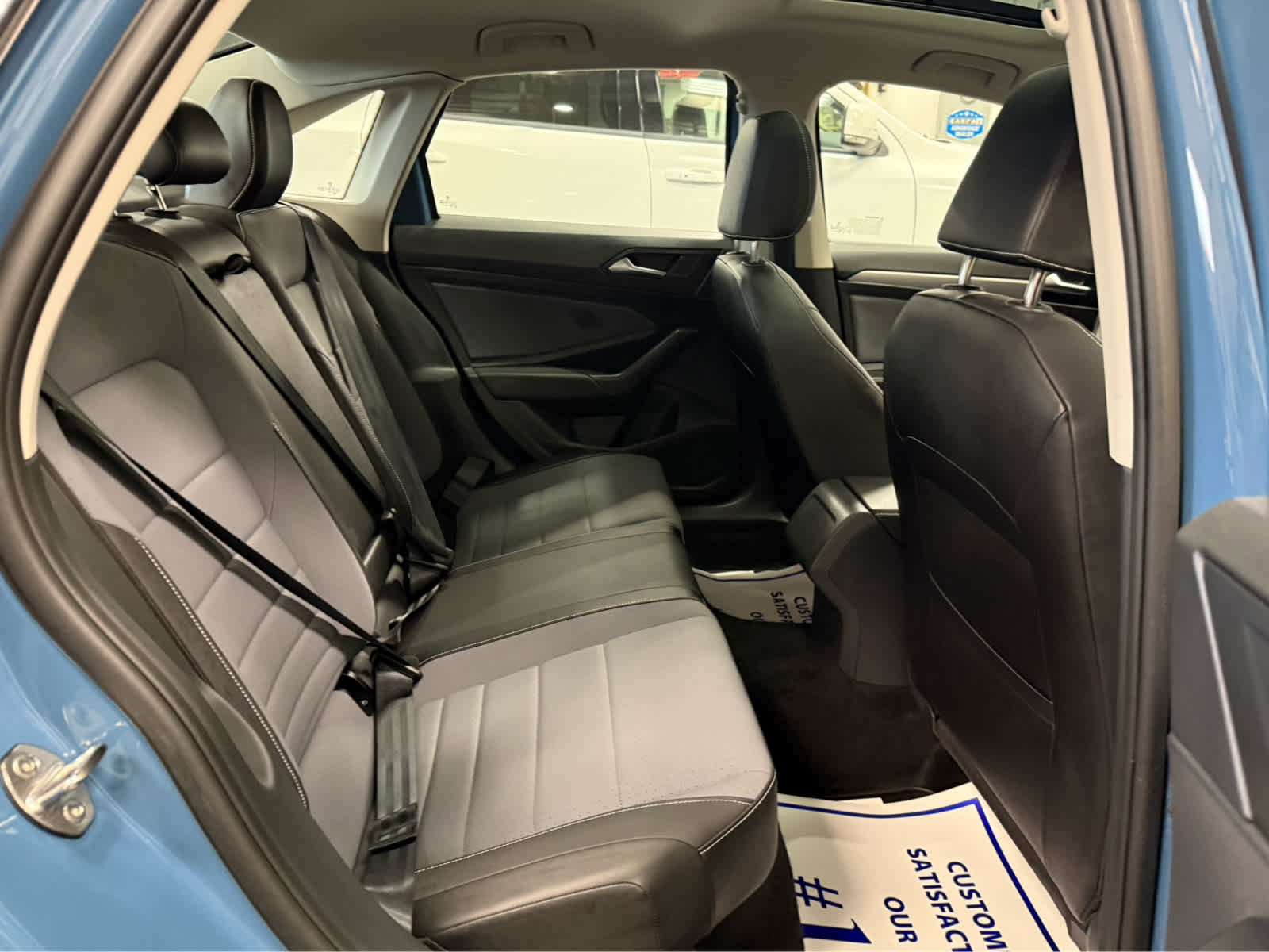 Used 2025 Volkswagen Jetta SE image 16