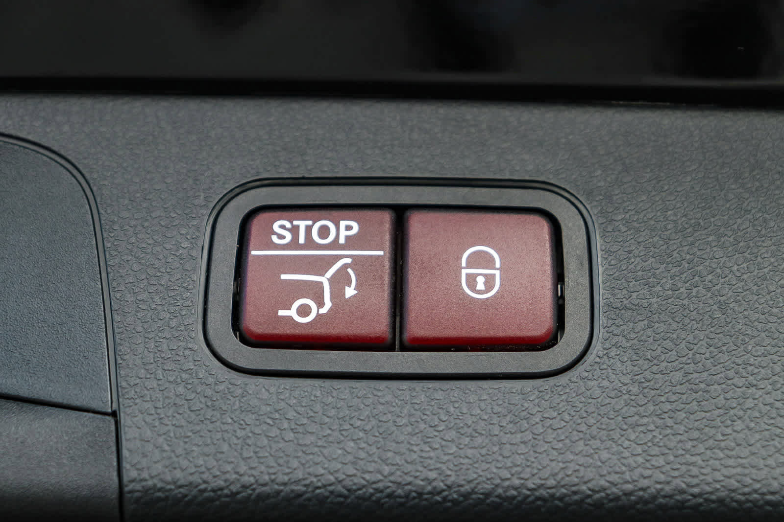 Used 2020 Mercedes-Benz GLC 300 image 37