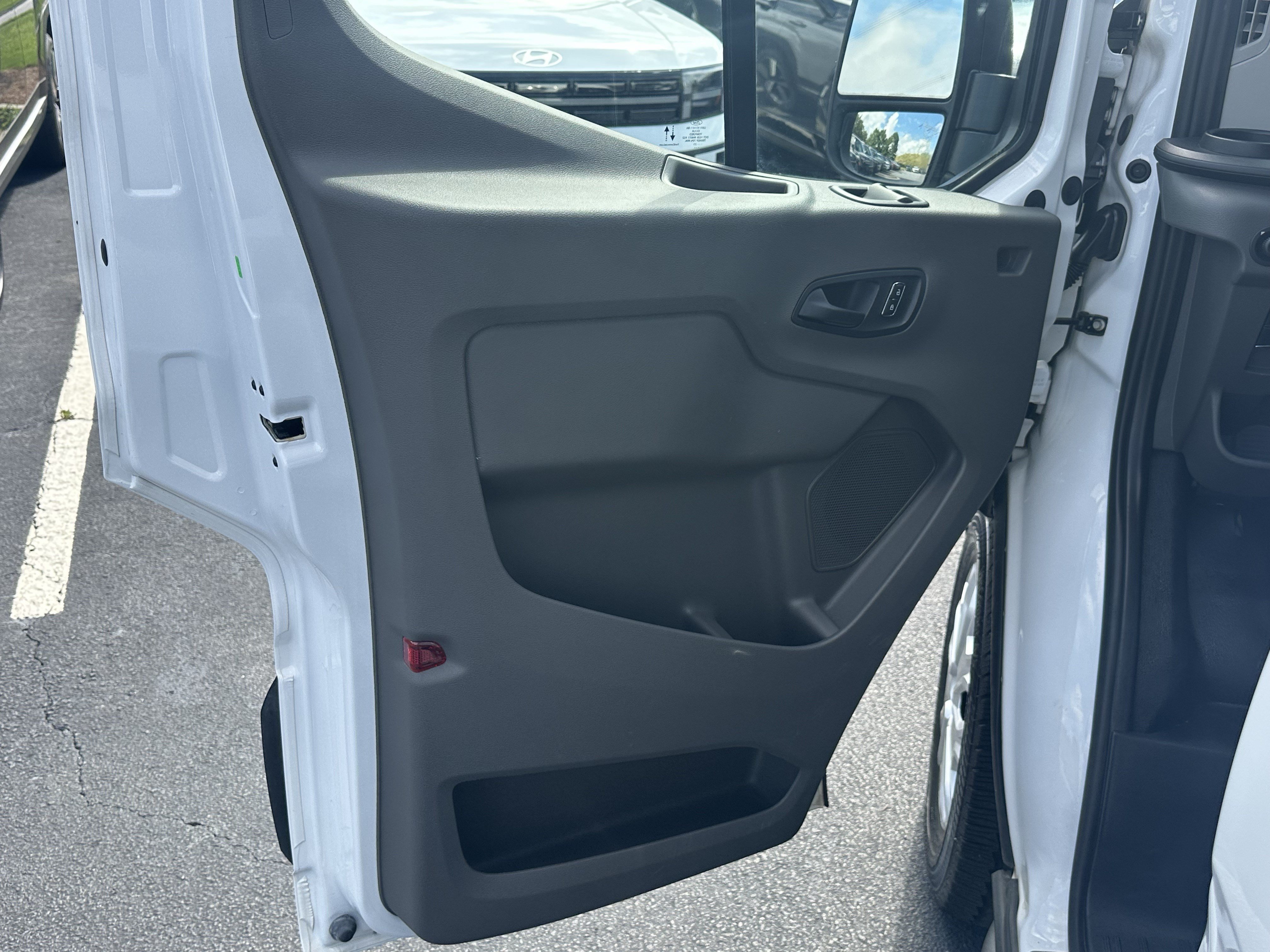 Used 2023 Ford Transit 350 XL RWD image 10