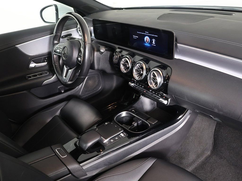 Used 2022 Mercedes-Benz CLA 250 4MATIC w/ Premium Package Lite image 27