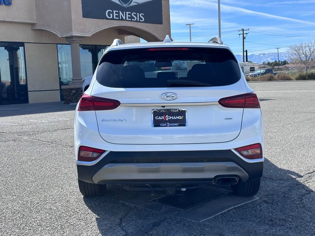 Used 2020 Hyundai Santa Fe SEL w/ Convenience + Premium Package image 5