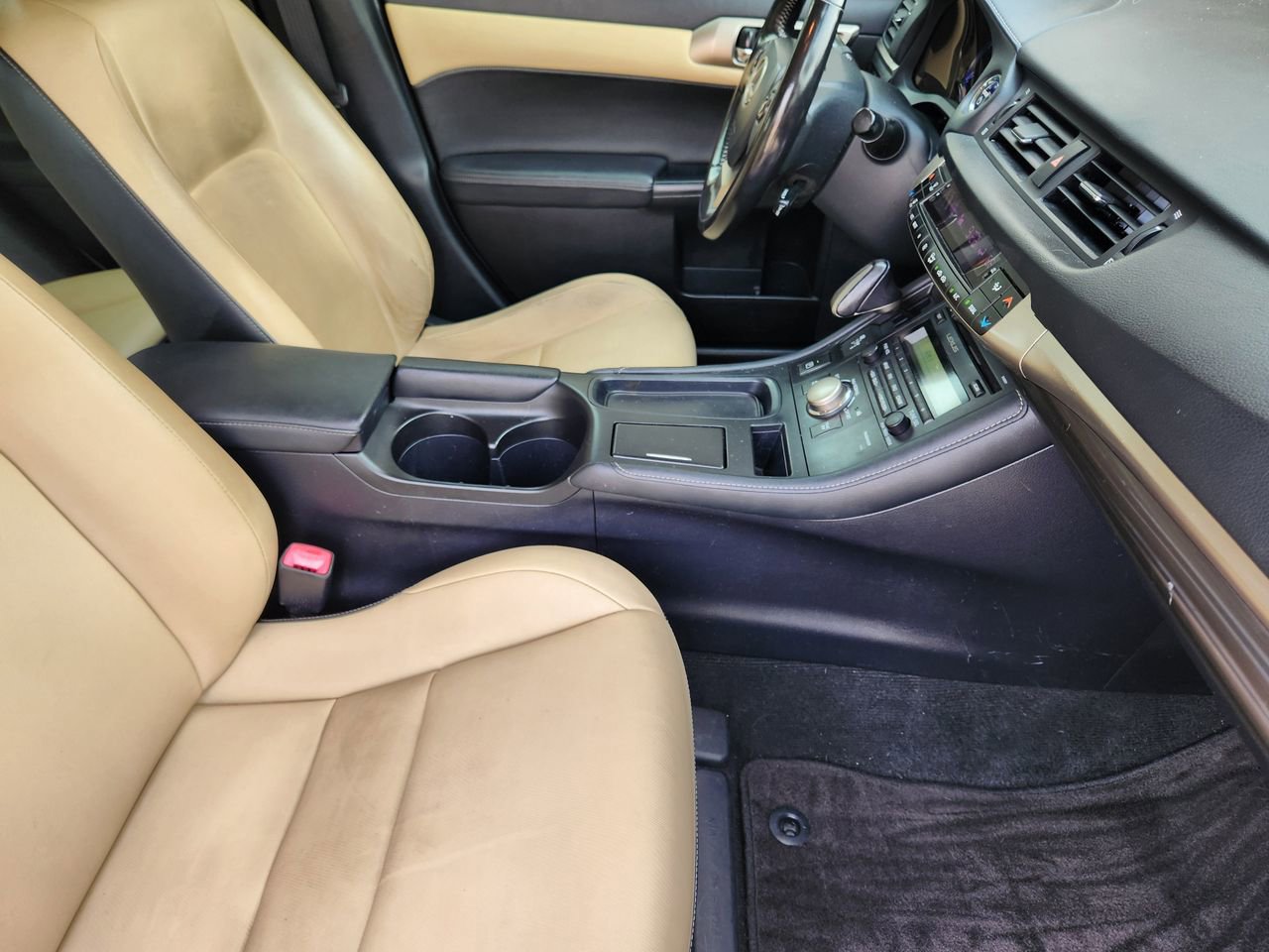 Used 2014 Lexus CT 200h image 14