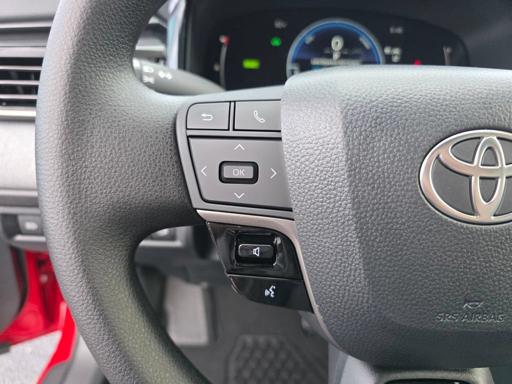 New 2026 Toyota Camry LE FWD image 29