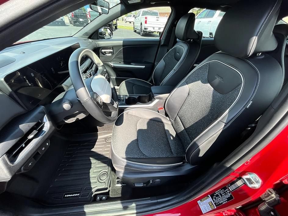 Used 2025 Kia K4 GT-Line w/ GT-Line Sunroof Package FWD image 4