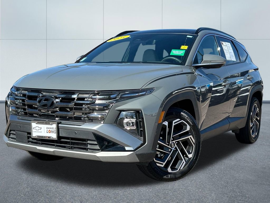 Used 2025 Hyundai Tucson Limited AWD/4WD image 1