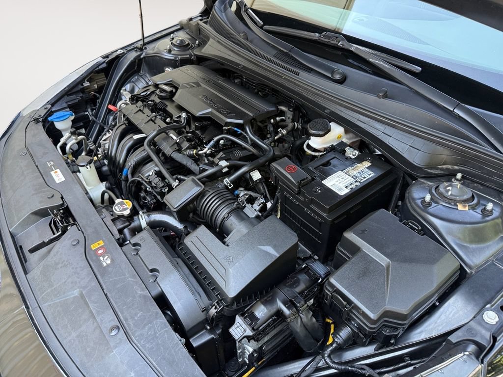 Used 2021 Hyundai Elantra SEL FWD image 27