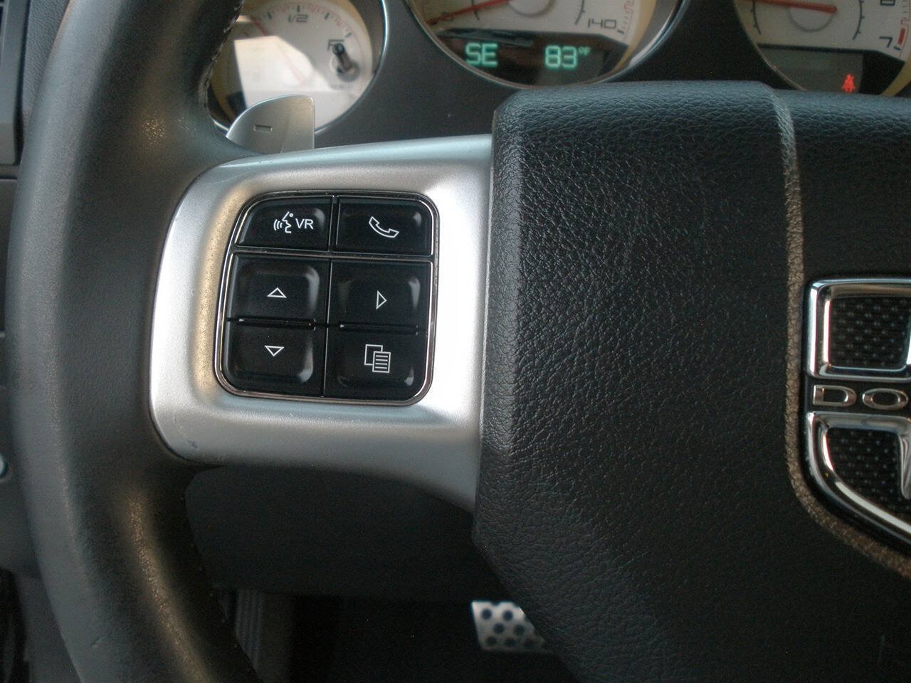 Used 2012 Dodge Challenger SXT Plus RWD image 32