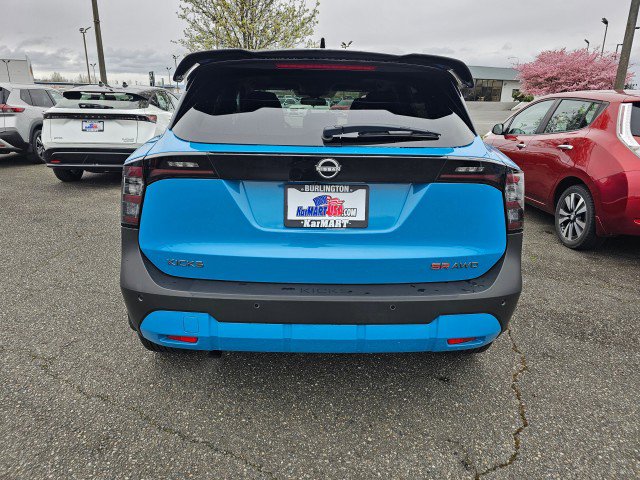 Used 2025 Nissan Kicks SR w/ SR Premium Package image 6