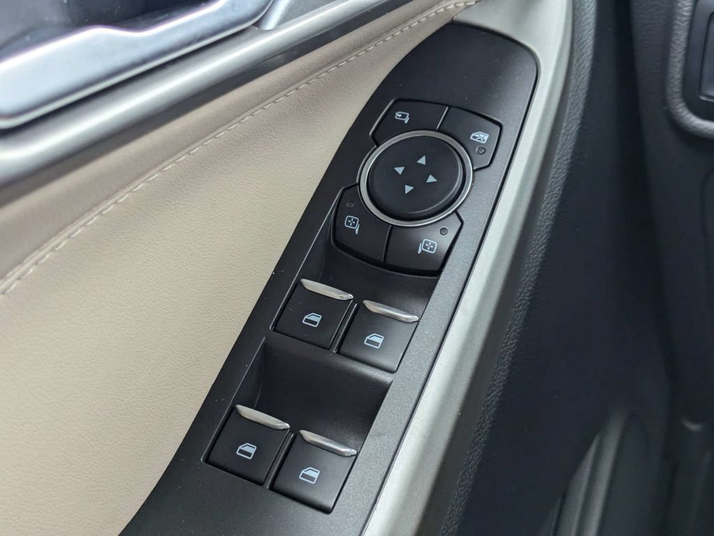 Used 2024 Ford Explorer Limited RWD image 26
