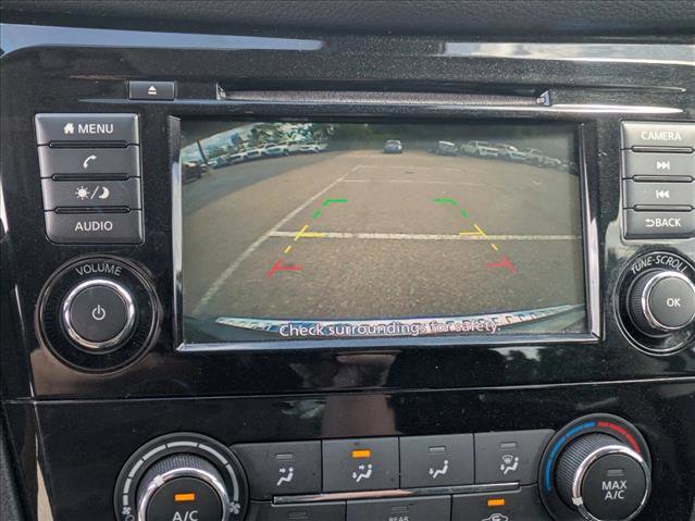 Used 2019 Nissan Rogue S image 14