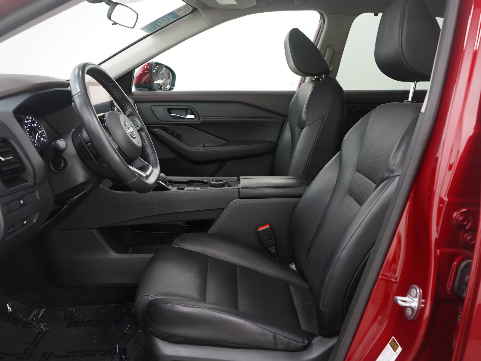 Used 2023 Nissan Rogue SV w/ SV Premium Package image 23