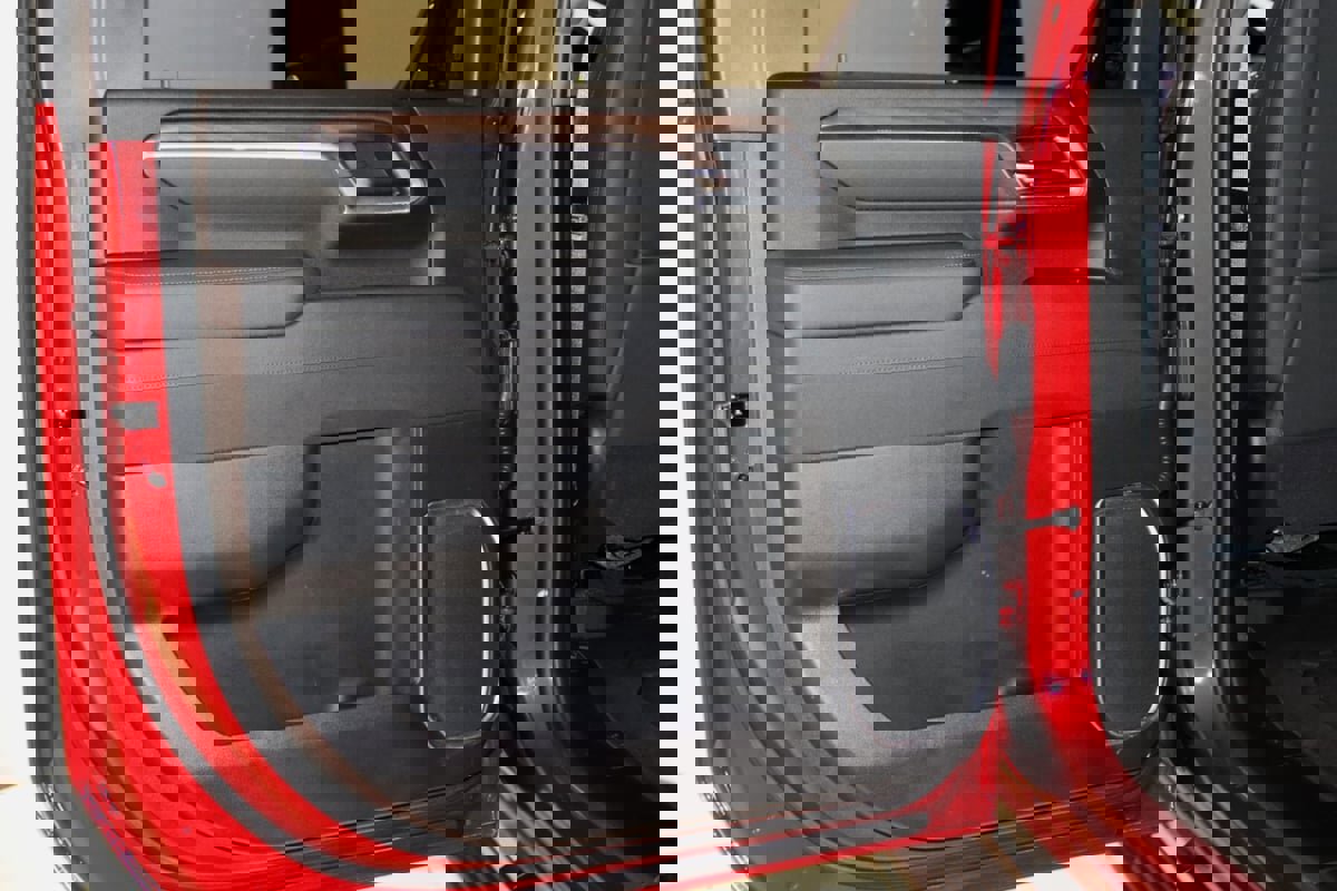 Used 2025 GMC Sierra 3500 SLT w/ SLT Premium Package image 65