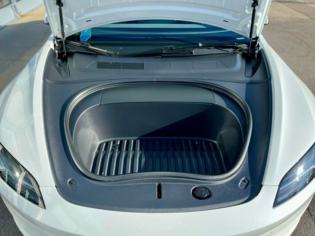 Used 2024 Tesla Model 3 Long Range image 11