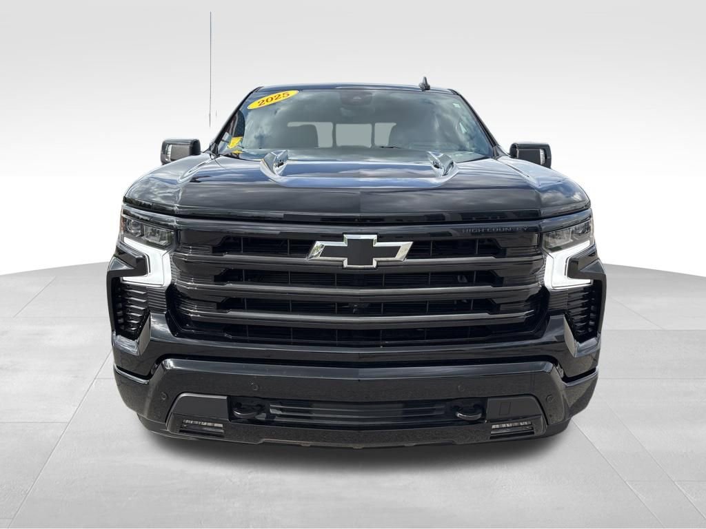 Used 2025 Chevrolet Silverado 1500 High Country w/ Midnight Edition image 2