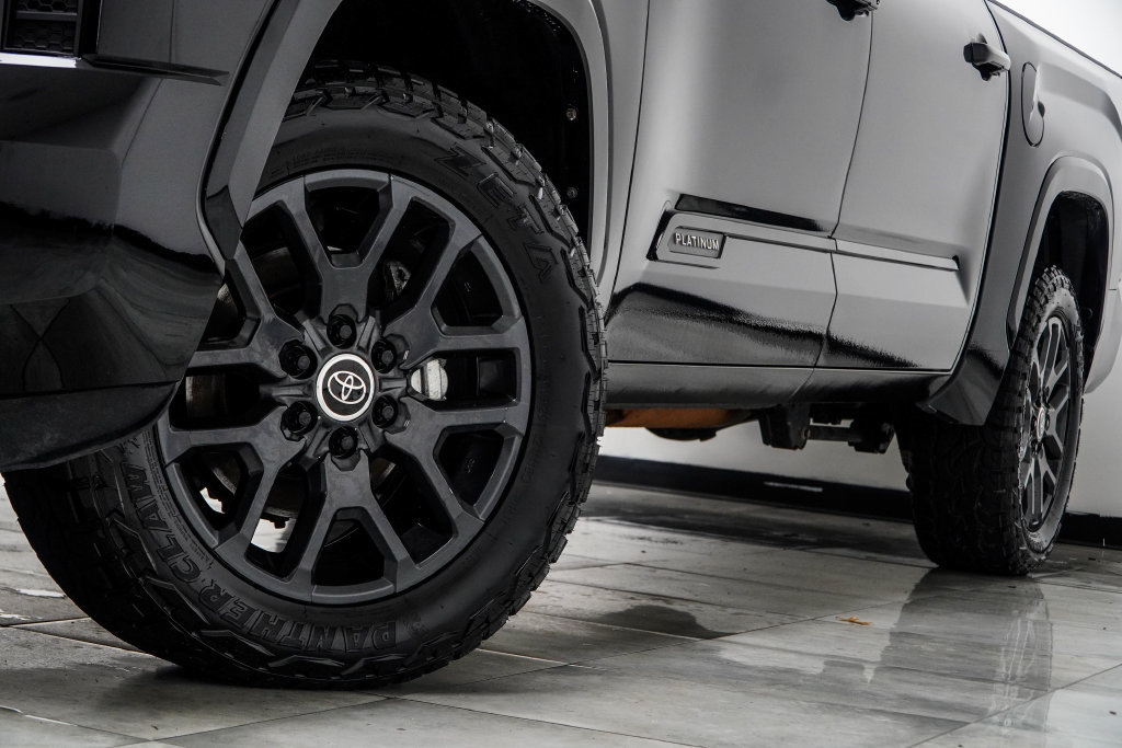 Used 2024 Toyota Tundra Platinum AWD/4WD image 4