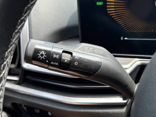 Used 2025 Kia Sorento EX AWD/4WD image 26