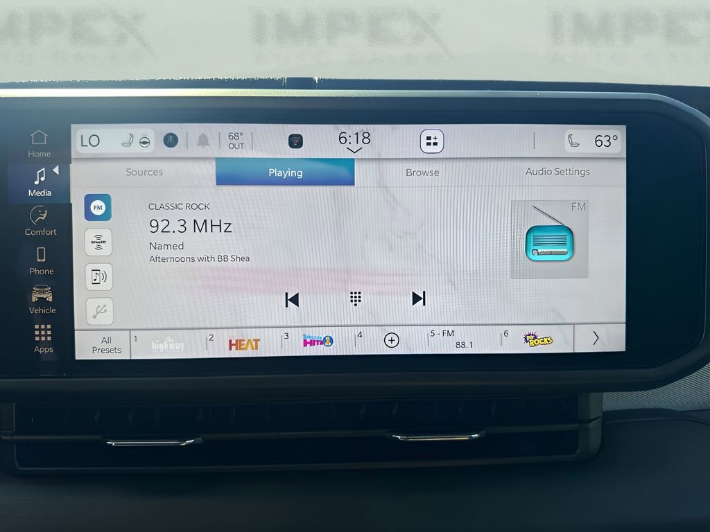 Used 2024 Jeep Wrangler Unlimited w/ Convenience Group image 16