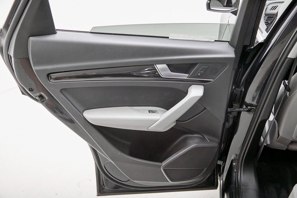 Used 2018 Audi Q5 2.0T Premium Plus w/ Premium Plus Package image 20