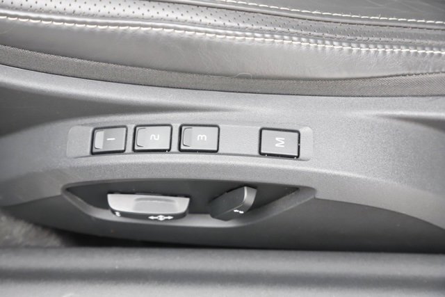 Used 2012 Volvo C70 T5 image 19