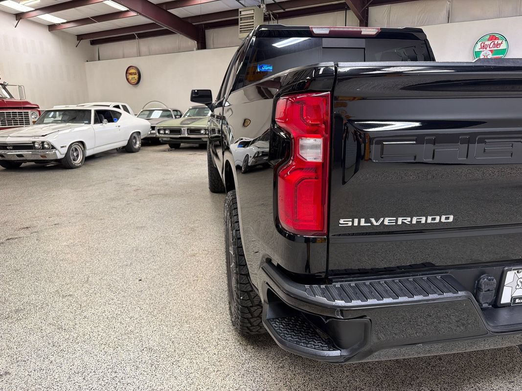 Used 2019 Chevrolet Silverado 1500 RST w/ All-Star Edition RWD image 15