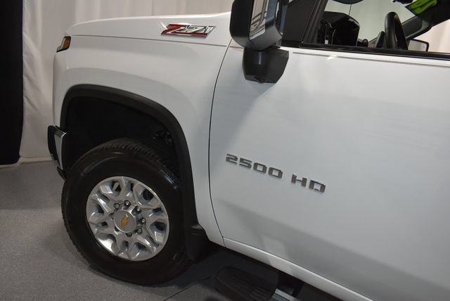 Certified 2026 Chevrolet Silverado 2500 LTZ w/ LTZ Premium Package AWD/4WD image 14