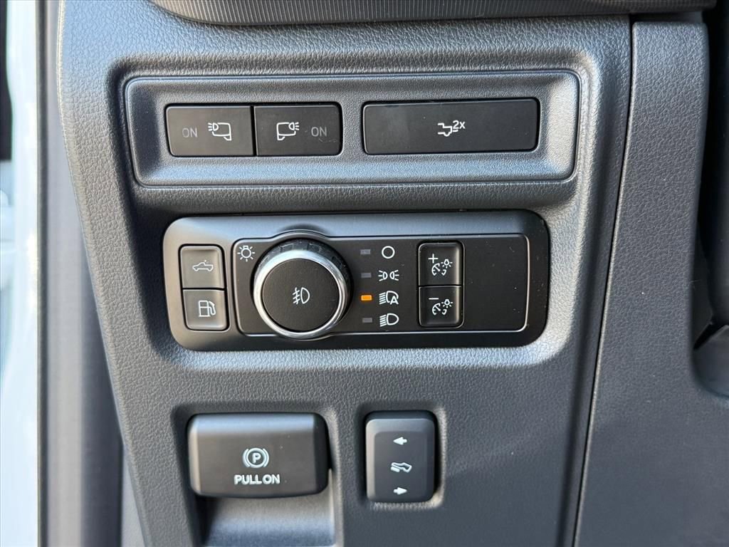 Used 2024 Ford F150 Lariat w/ Equipment Group 502A High image 16