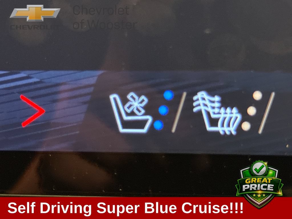 New 2025 Chevrolet Equinox EV RS w/ Active Safety Package 3 AWD/4WD image 18