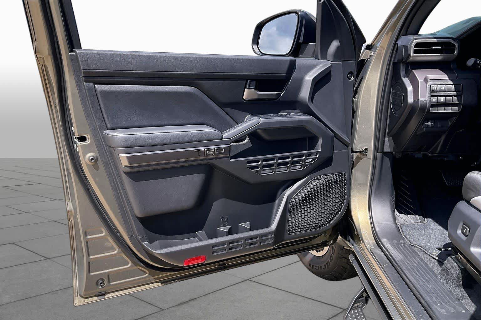 New 2026 Toyota Tacoma TRD Off-Road AWD/4WD image 10