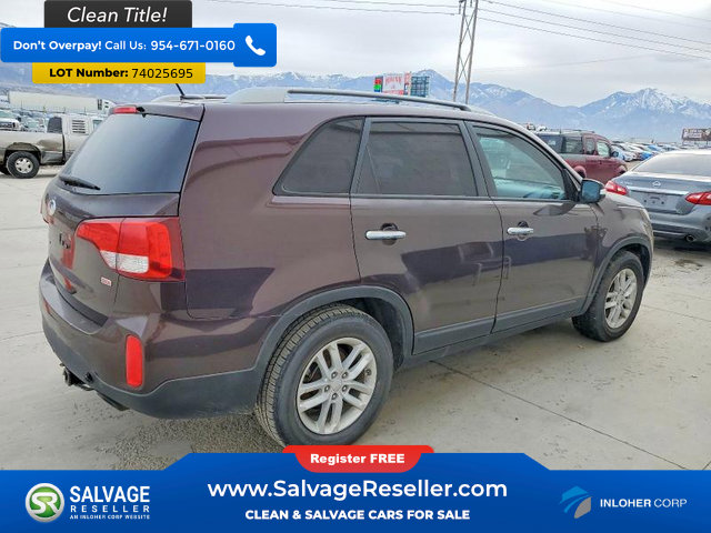 Used 2015 Kia Sorento LX image 4