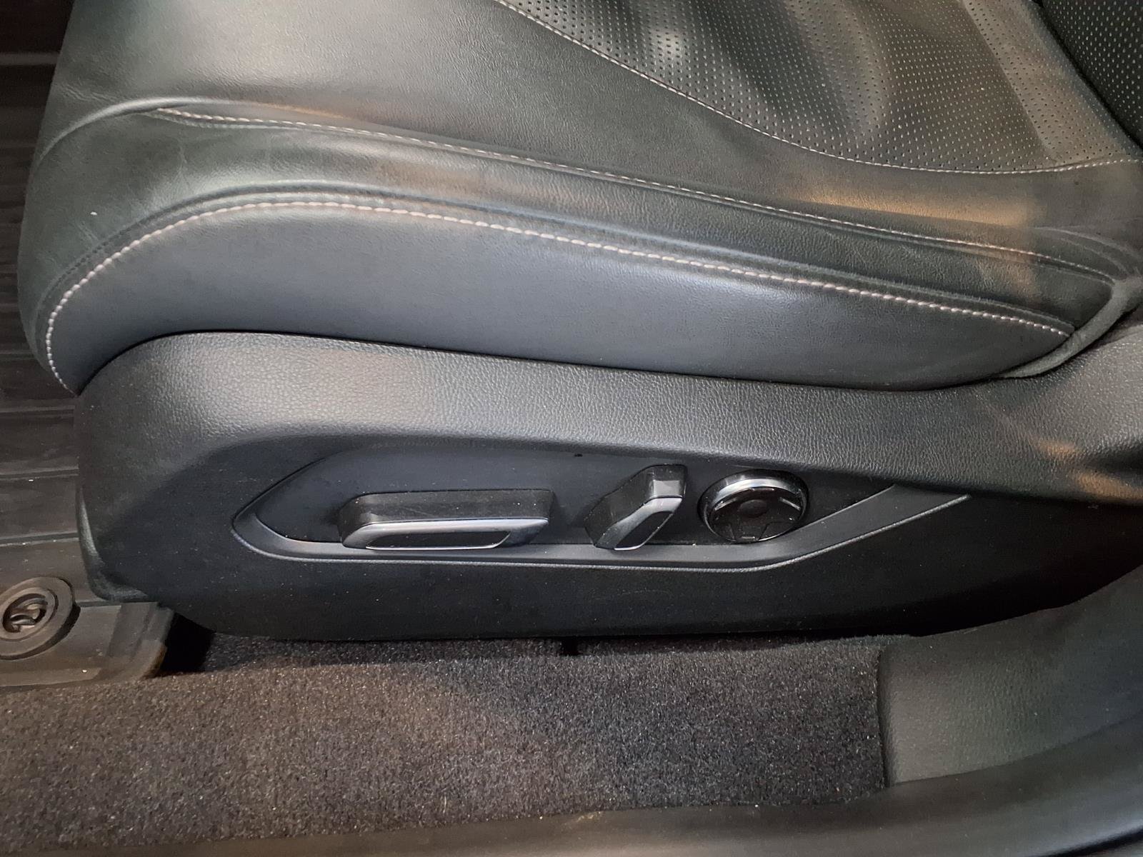 Used 2022 Acura TLX w/ Technology Package FWD image 20
