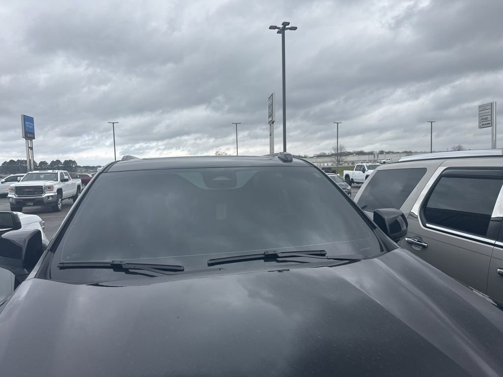 Used 2025 Chevrolet Tahoe Z71 w/ Comfort Package image 6