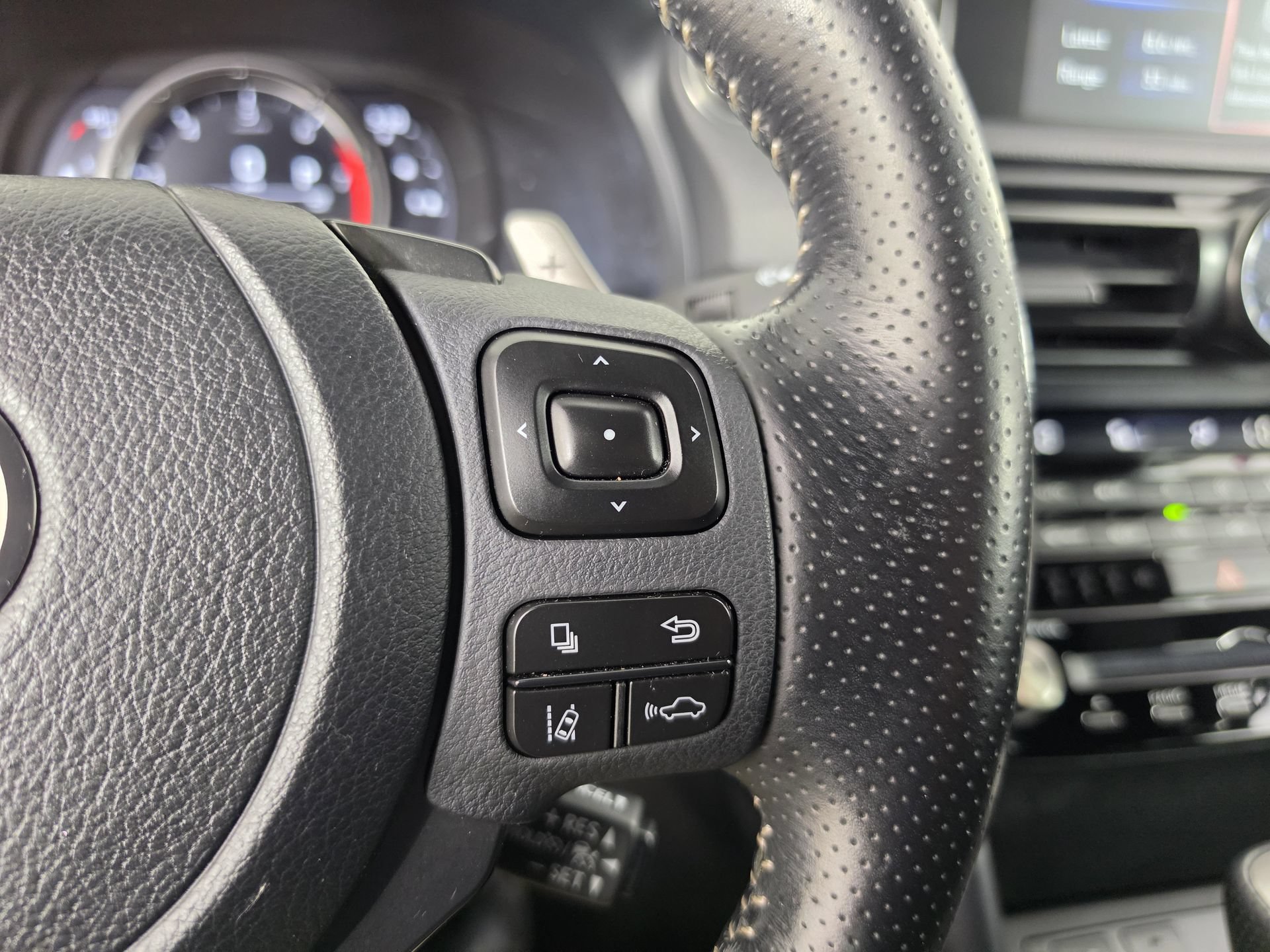 Used 2024 Lexus IS 350 F Sport w/ Memory Package AWD/4WD image 12