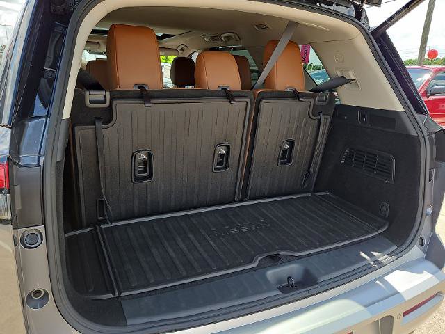 Certified 2023 Nissan Pathfinder Platinum FWD image 20