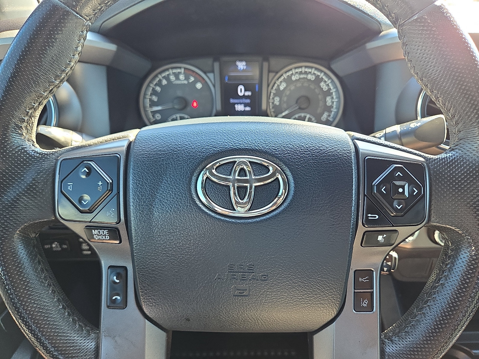 Used 2019 Toyota Tacoma TRD Sport AWD/4WD image 24