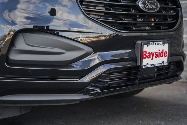 Certified 2022 Ford Edge SE w/ Black Appearance Package image 14