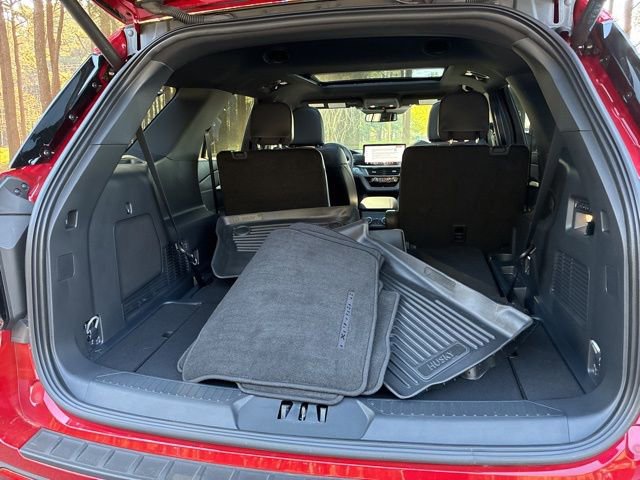 Used 2025 Ford Explorer ST w/ Sun And Sound Package image 17