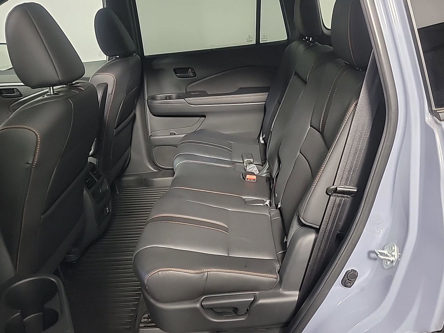 Certified 2022 Honda Passport TrailSport image 17