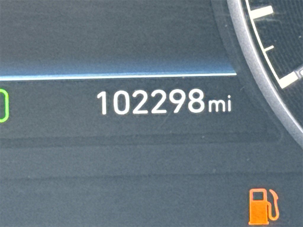 Used 2019 Genesis G90 3.3T Premium image 28