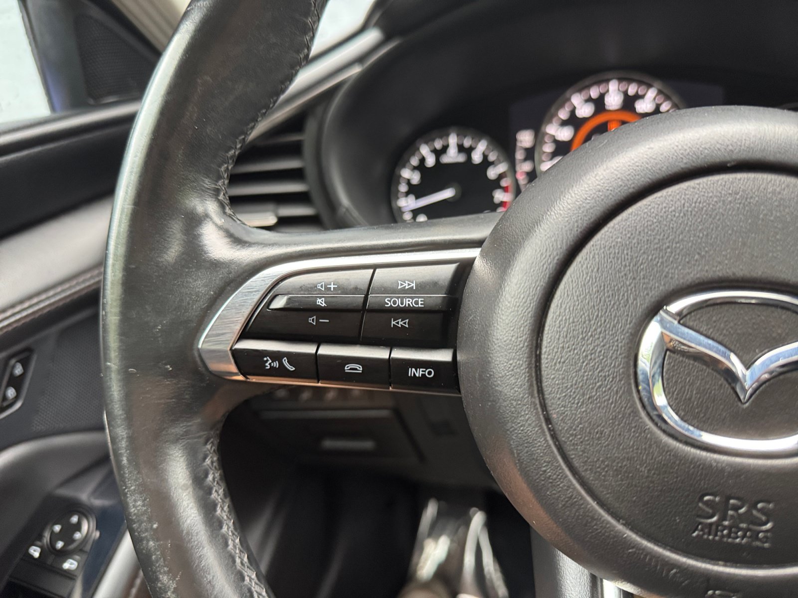 Used 2024 MAZDA MAZDA3 s FWD image 24