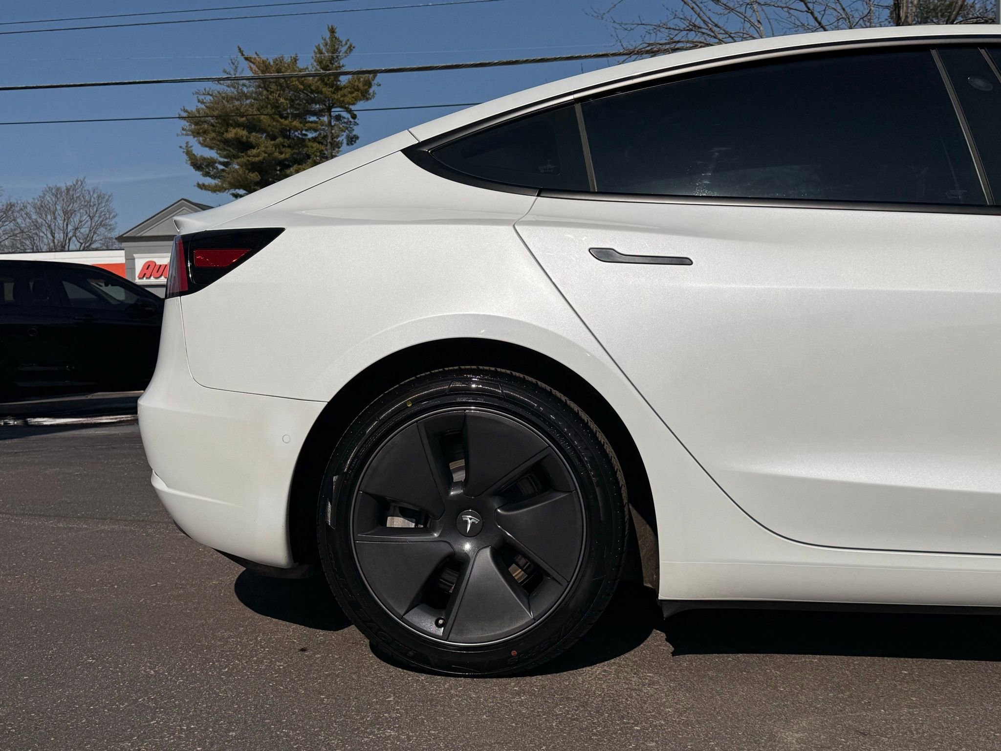 Used 2021 Tesla Model 3 Standard Range Plus image 11