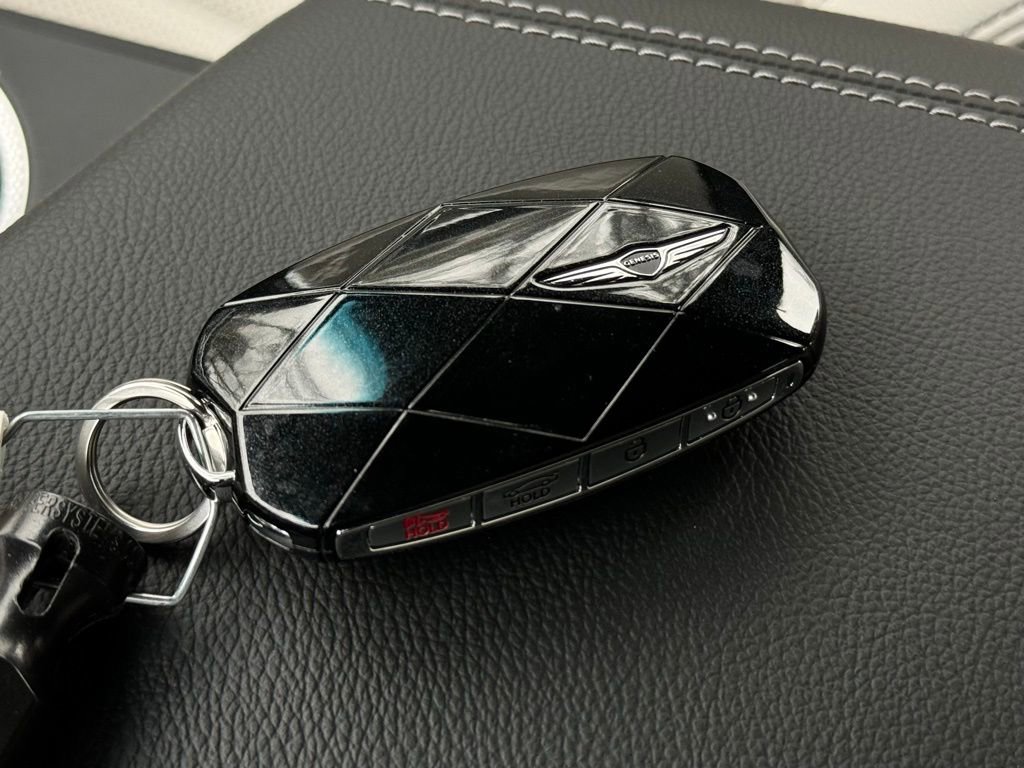 Used 2025 Genesis G70 2.5T w/ Sport Prestige Package image 36