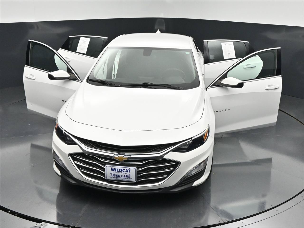 Used 2022 Chevrolet Malibu LT FWD image 28