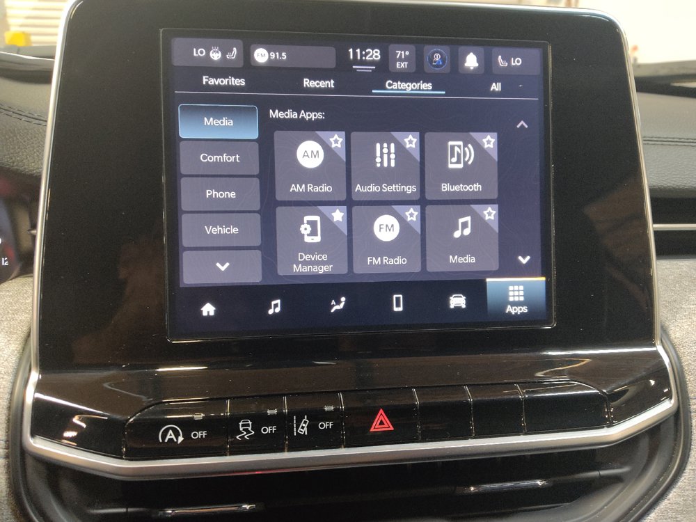 Used 2025 Jeep Compass Latitude w/ Sun & Sound Group AWD/4WD image 25